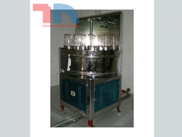 Máy rửa phun tráng chai