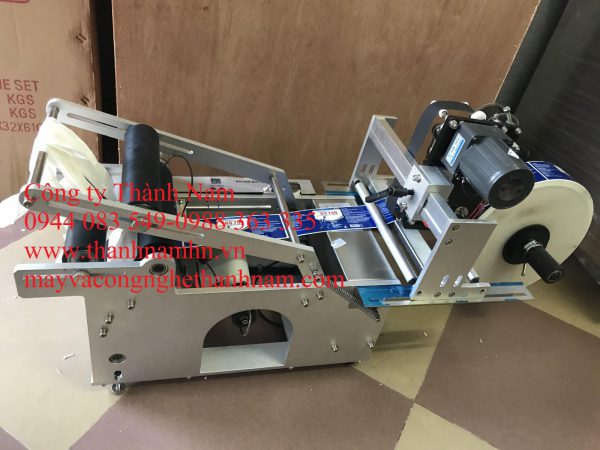 Máy dán nhãn bán tự động có in date LT50